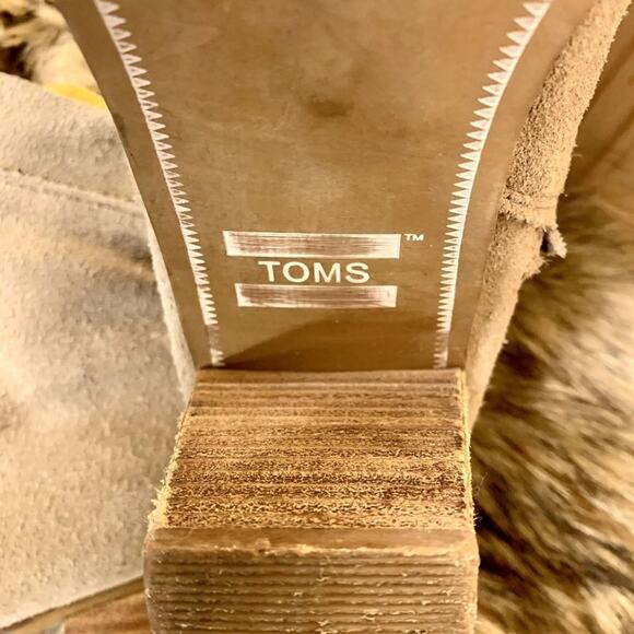 Toms Lunata Heeled Ankle Boots 8.5 Taupe Suede Tassled Booties Boho Neutral Tan - Picture 11 of 11